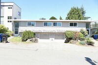 Building Photo - 1802 NW 89th St