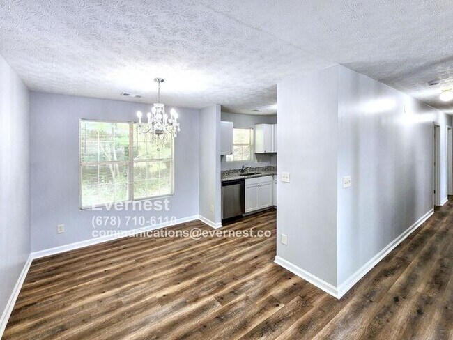 Building Photo - 736 Ashley Ln