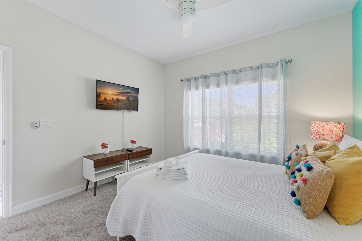 Building Photo - 1128 Challenge Dr