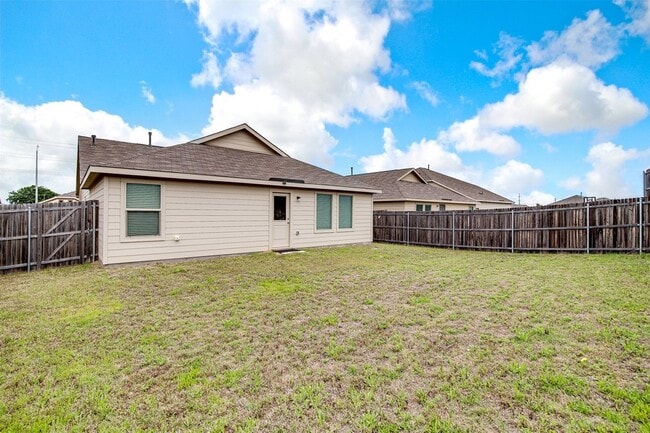 Building Photo - 8617 Thicket Rdg St