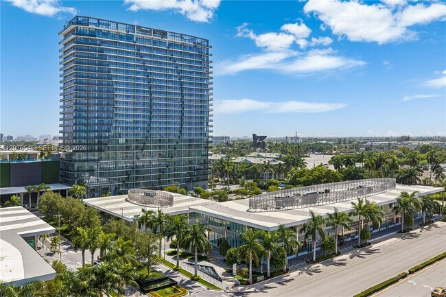 Building Photo - 1170 E Hallandale Beach Blvd