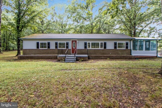 Building Photo - 1615 Truslow Rd