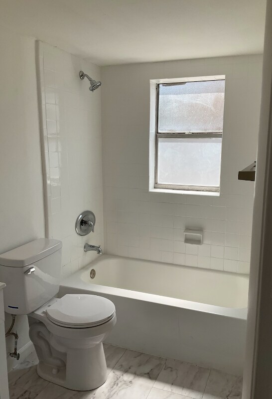 Building Photo - 1896 40th Ave