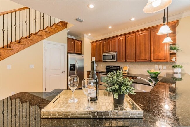 Building Photo - 13920 Clubhouse Dr