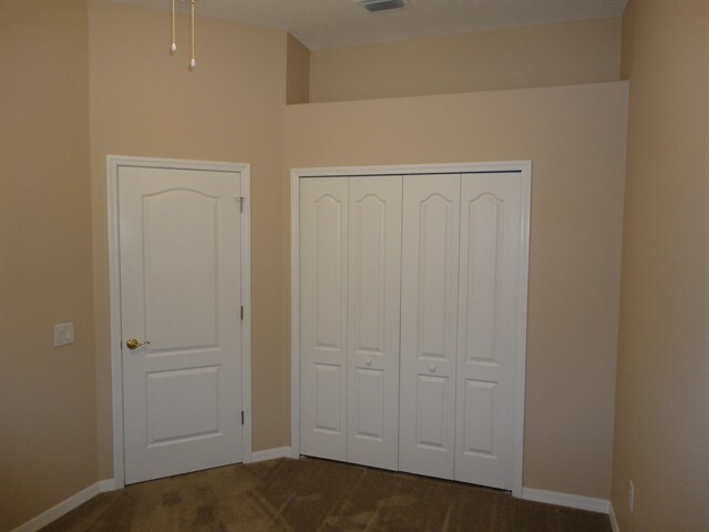 Building Photo - 4004 Water Park Ct