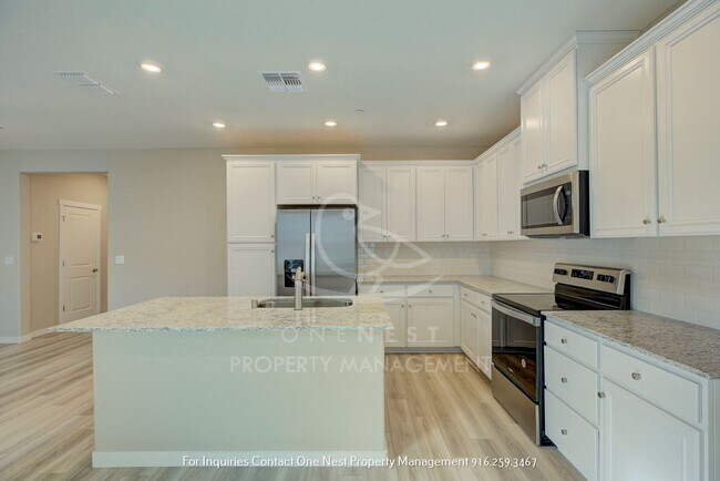 Building Photo - 3 bedroom, 2.5 bathroom, 2 car garage - Twelve Bridges - Lincoln