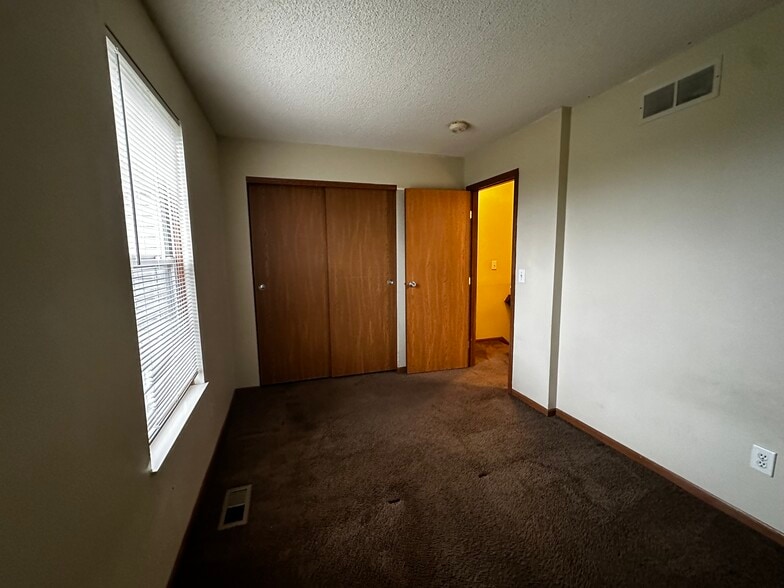 Building Photo - 1732 Bennigan Dr