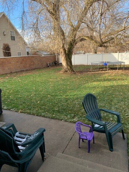 Building Photo - 84 S 100 E