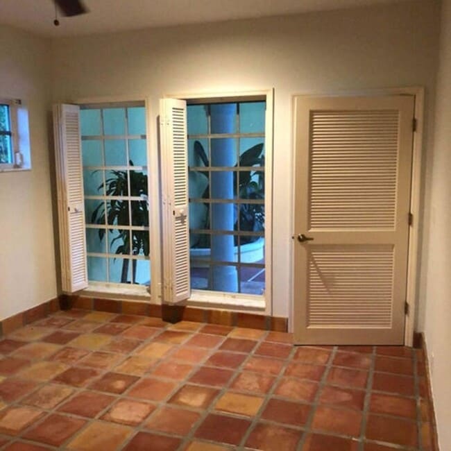 Building Photo - 8805 SE Riverfront Terrace