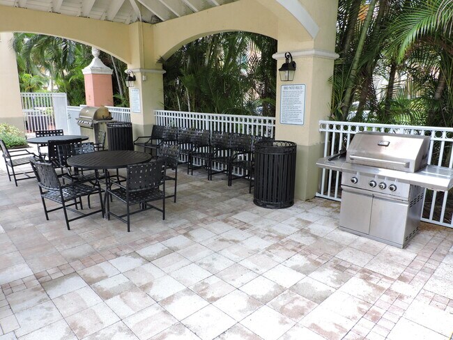 Building Photo - 11032 Legacy Dr