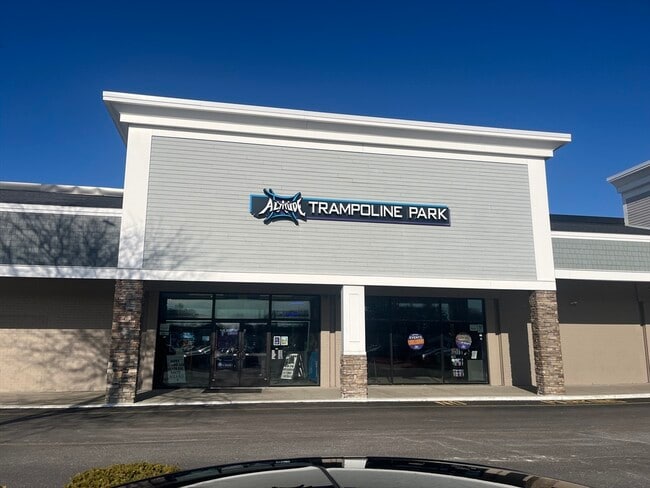 Building Photo - 159 E Central St