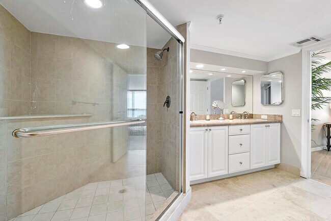 Building Photo - 3400 S Ocean Blvd