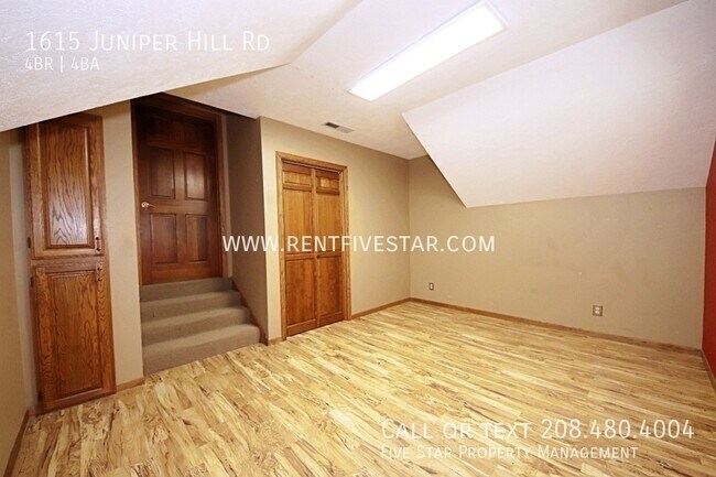 Building Photo - 1615 Juniper Hill Rd