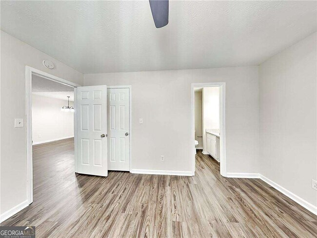 Building Photo - 244 Hale Haven Dr