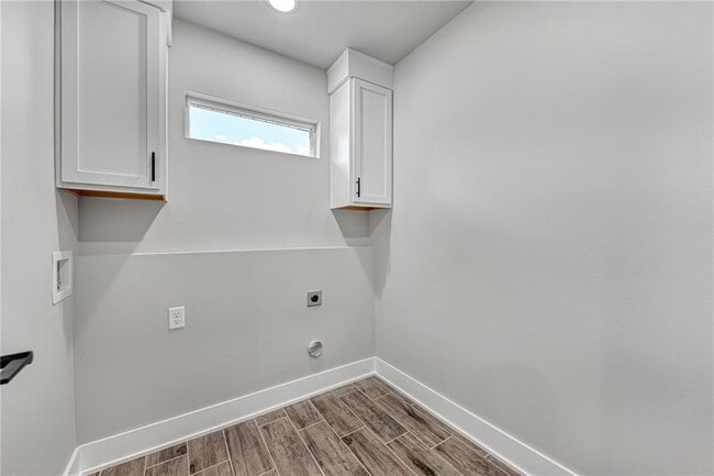 Building Photo - 55 Watson Ln