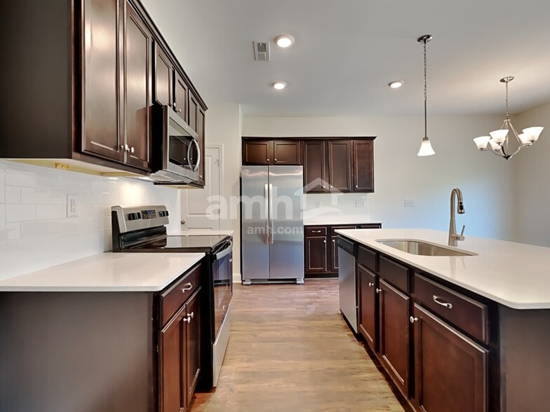 Building Photo - 1315 Bethany Dallas Dr