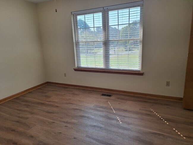 Building Photo - 415 Abner Cruze Rd