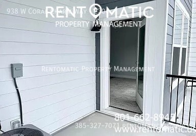 Building Photo - 938 W Coral Charm Wy