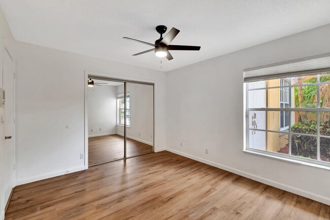 Building Photo - 8895 Sonoma Lake Blvd