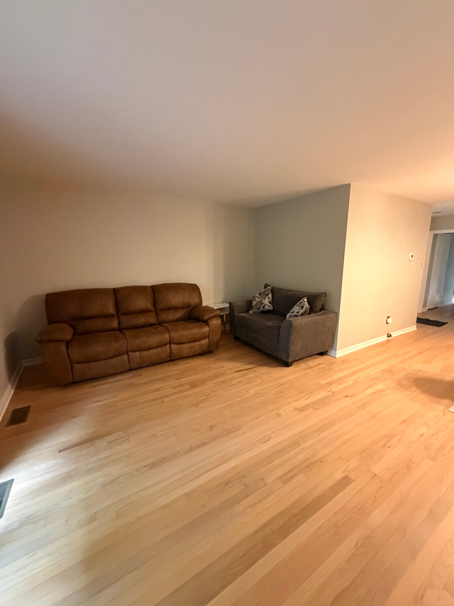 Building Photo - 216 Ridge Trl
