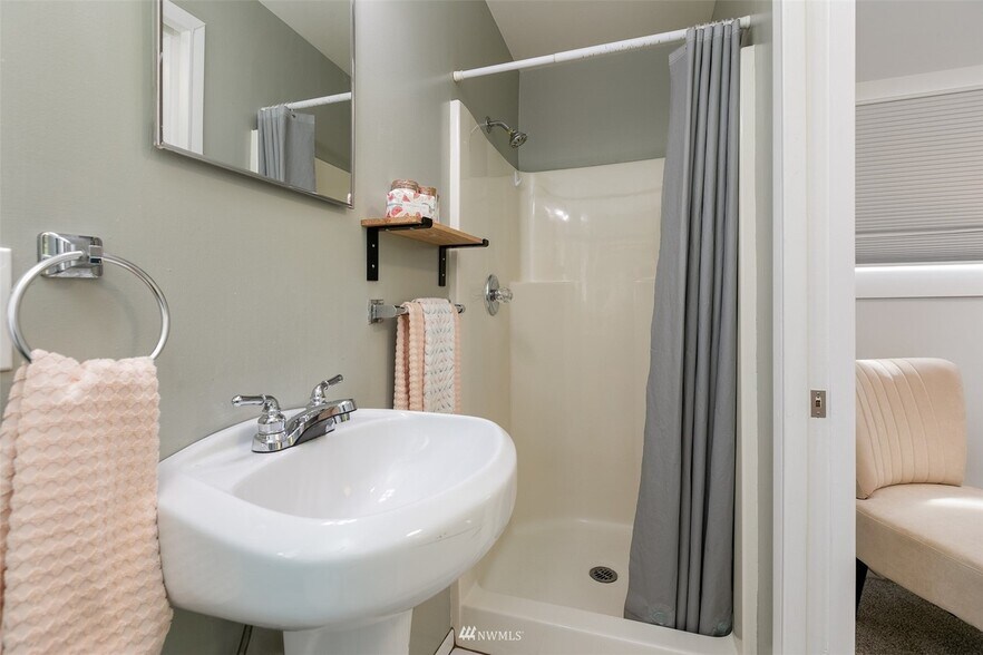 Bathroom - 353 NW 89th St