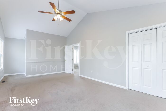 Building Photo - 9215 Fleetwood Trail