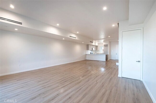 Building Photo - 7341 Valmont St