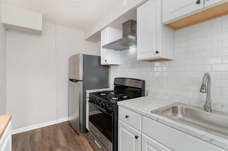 Building Photo - 1607 Asmann Ave