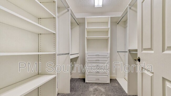 Building Photo - 6438 Water Crest Way