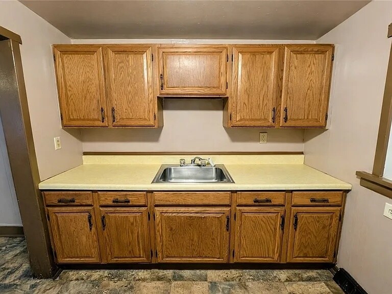 Building Photo - 407 Mitchell Ave