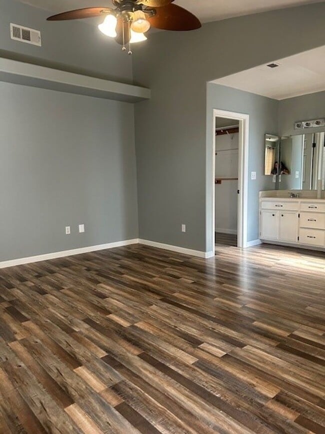 Building Photo - 3112 Ranchgate Dr
