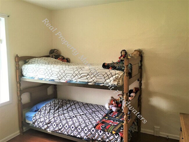 Building Photo - 3 bedroom East Helena Home for Rent