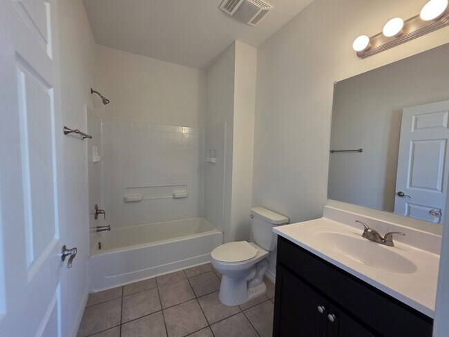 Building Photo - 4/2/2-Mardi Gras Floorplan