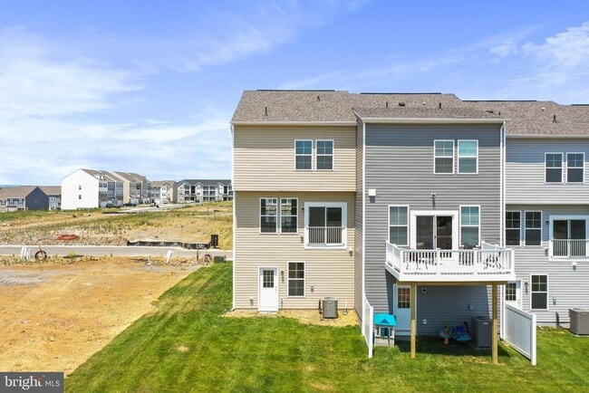 Building Photo - 251 Clifton Mnr