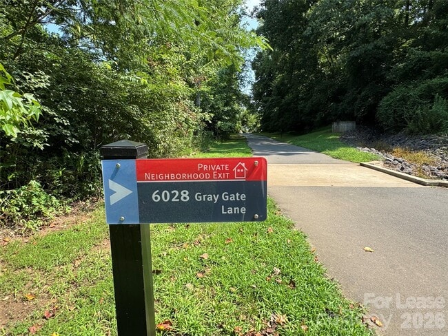 Building Photo - 6523 Clavell Ln