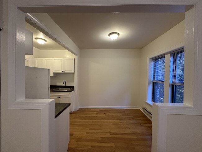 Building Photo - 3828.5 N Fremont St