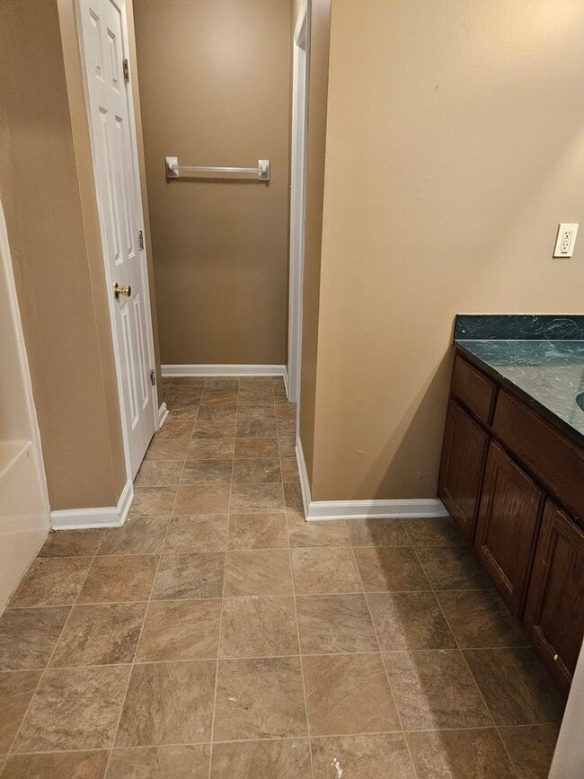 Building Photo - Under Repair