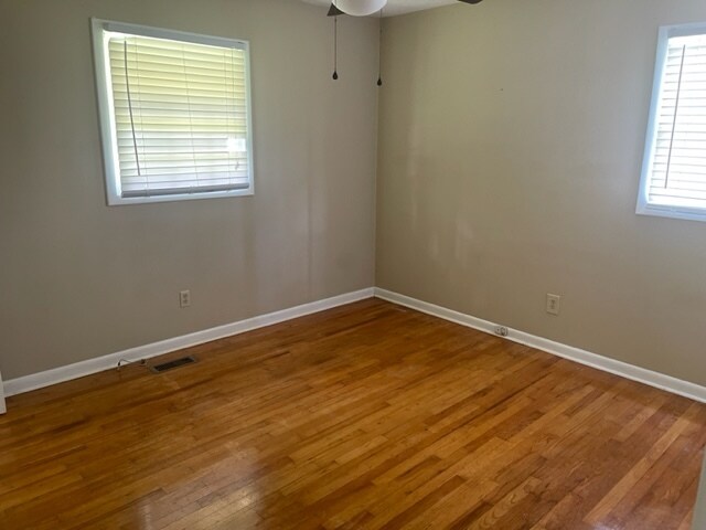 Building Photo - 2801 Goff St