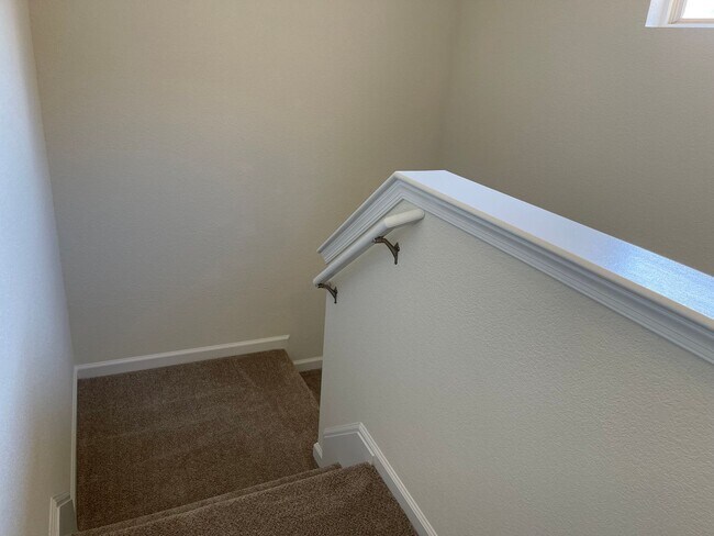 Building Photo - Beautiful Norfolk Waterfront Condo!