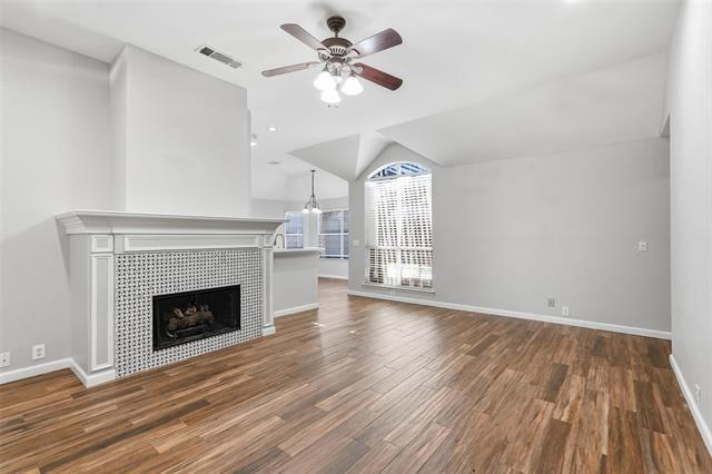 Building Photo - 1202 Defford Ln