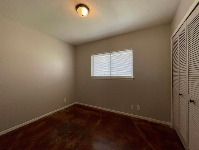 Building Photo - SPACIOUS 4 BEDROOM HOME IN MILLERS RIDGE***EASY ACCESS TO RANDOLPH AFB, FT. SAM, & SHOPPING