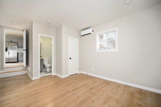 Building Photo - 2169 Green Forrest Dr