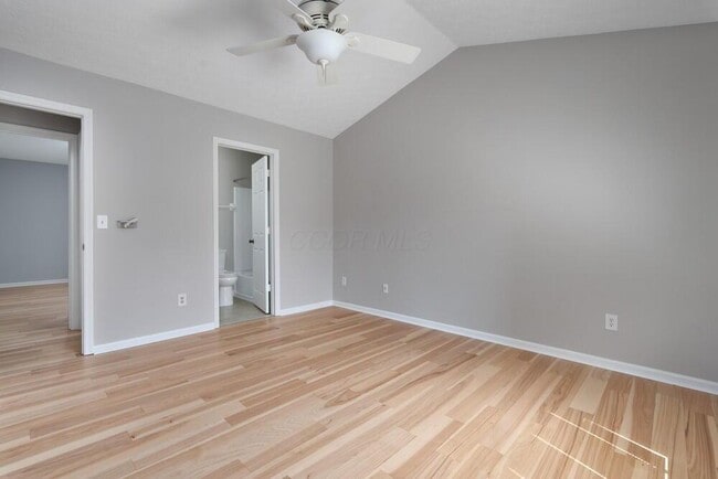 Building Photo - 6251 Tara Hill Dr