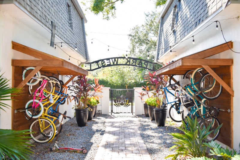 Building Photo - 3215 W Swann Ave