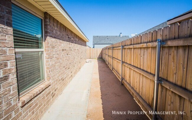 Building Photo - 5714 120th St