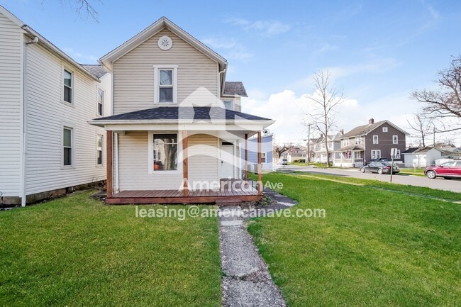 Building Photo - 602 King St