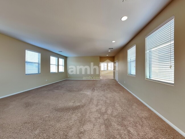 Building Photo - 3932 Yang Ct