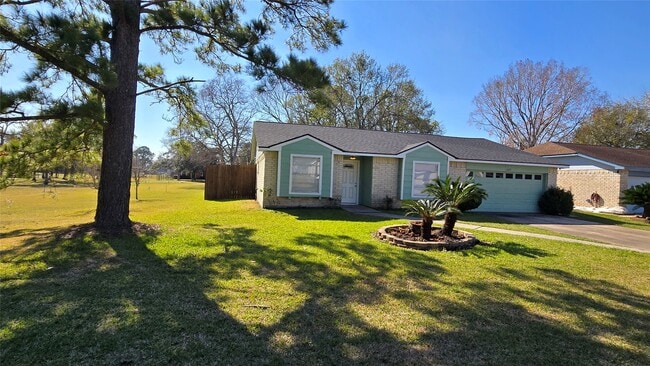 Building Photo - 6125 Brookdale Dr
