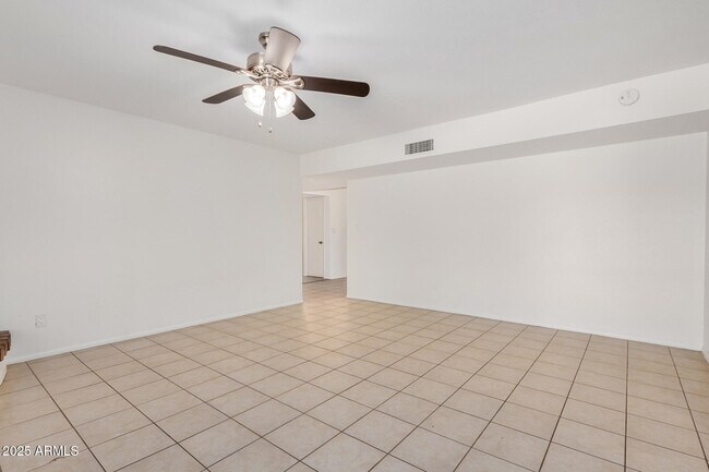 Building Photo - 13039 N 70th St
