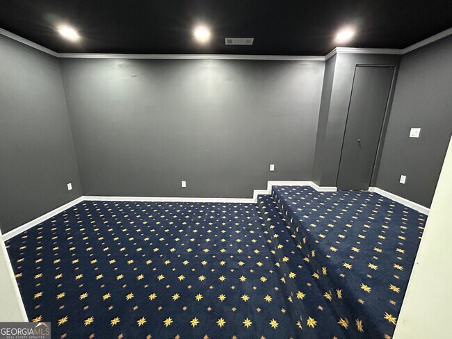 Building Photo - 2940 Furlong Ct